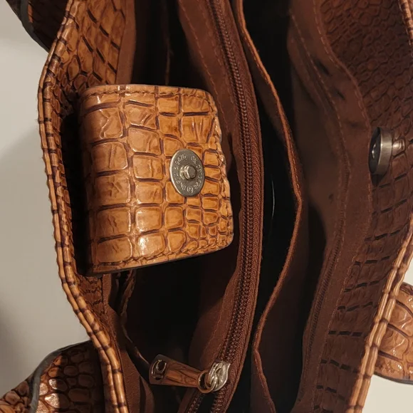 Liz Claiborne Croc-Embossed Brown Tote - Picture 3 of 3